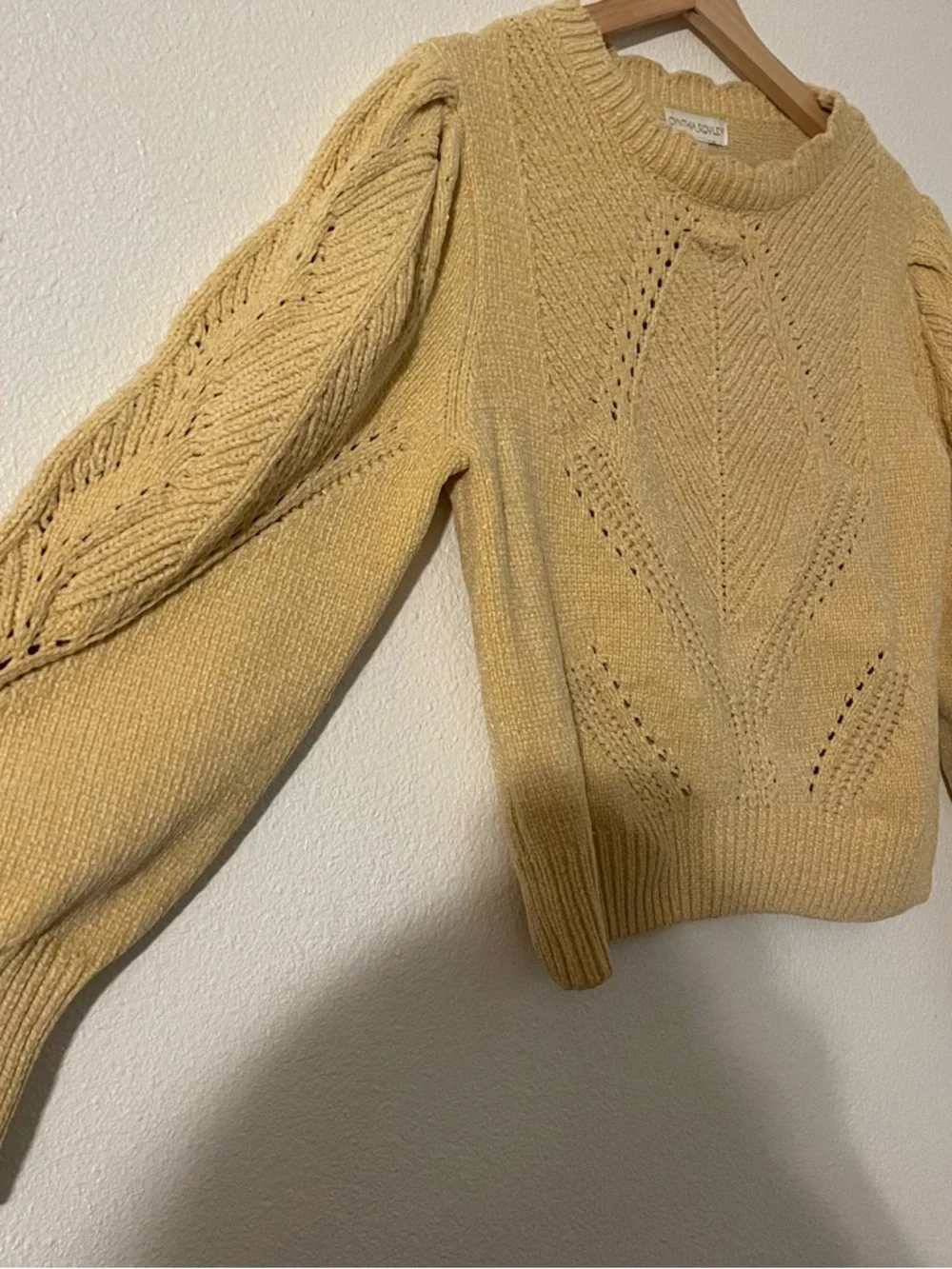 Cynthia Rowley Women’s Mustard Yellow Pointelle Crewneck Sweater Size Medium